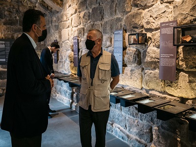 King Visits Umm Al Jimal