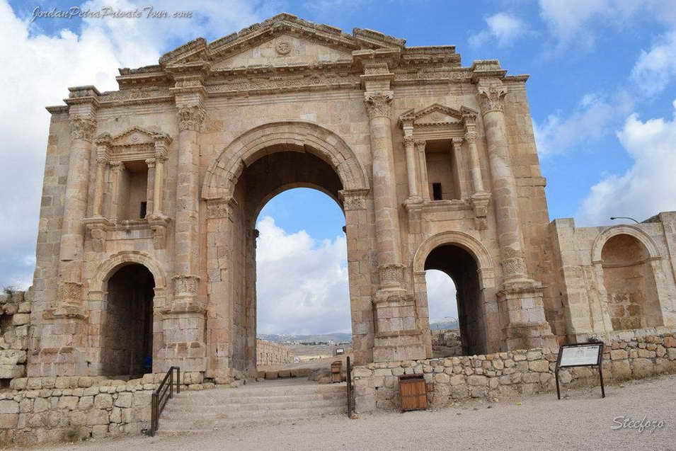 Lots Cave, Jordan tours, Jordan Travel, Petra Tours, Wadi Rum, Jordan Private Tours,  Archaeology of Architecture, Jordan Petra Tours, Tourism in Jordan