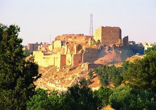 Karak castle, Jordan tours, Jordan Travel, Petra Tours, Wadi Rum, Jordan Private Tours, Archaeology of Architecture, Jordan Petra Tours, Tourism in Jordan