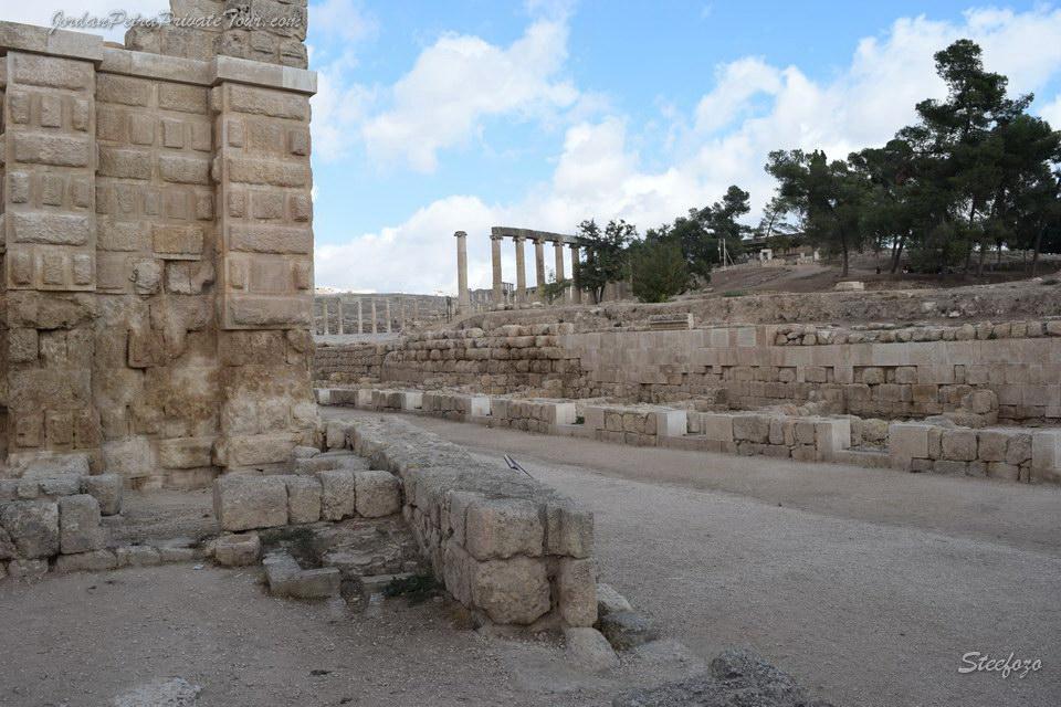 jerash day trip photo 13 20170420 1491273612