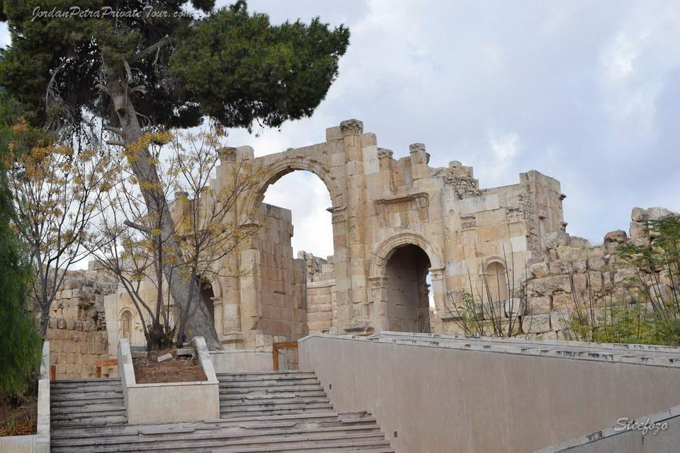 jerash day trip photo 7 20170420 2008033449