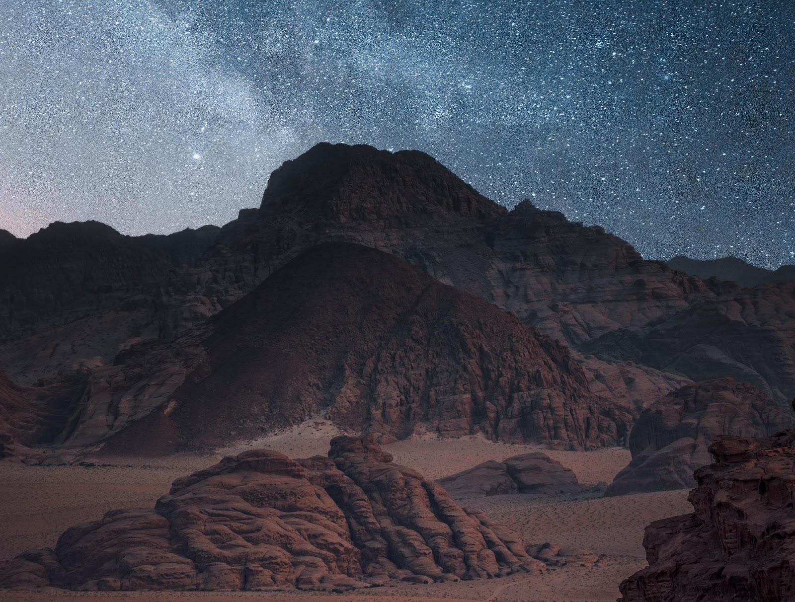 Experience the Planet Parade from Jordan’s Wadi Rum: A Stargazer’s Paradise